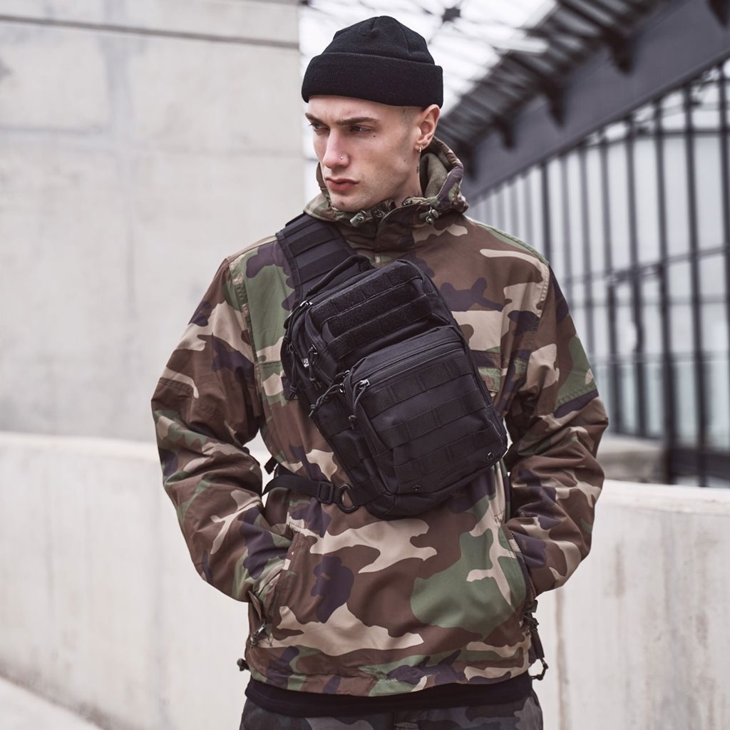Taška přes rameno US COOPER SLING ČERNÁ