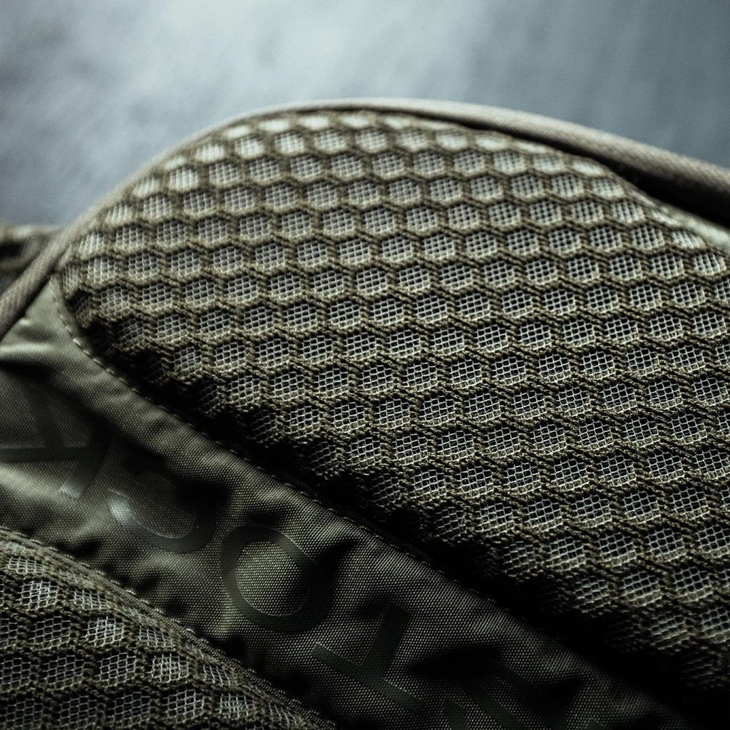 Batoh přes rameno FADE SLING ZELENÝ