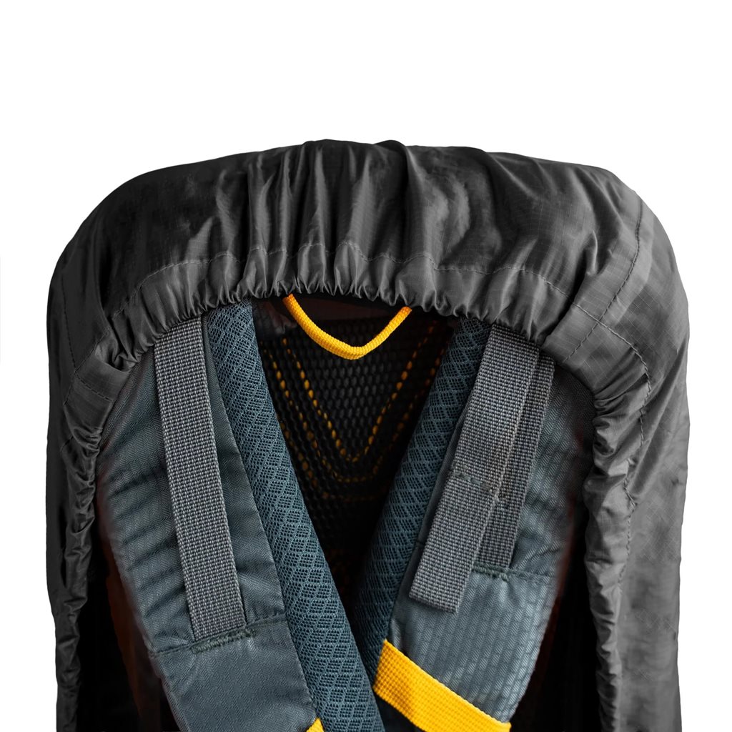 Převlek na batoh 18 - 30 l ČERNÝ