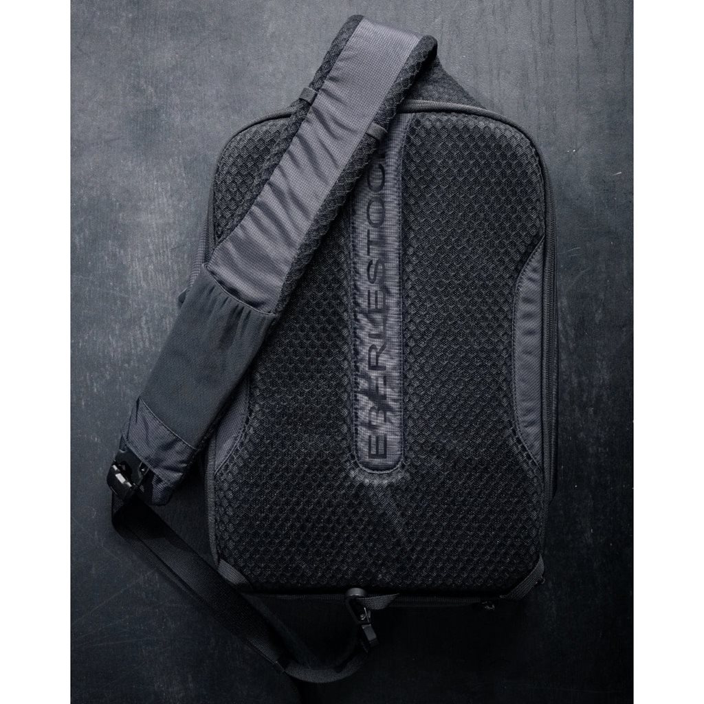 Batoh přes rameno FADE SLING XL ČERNÝ