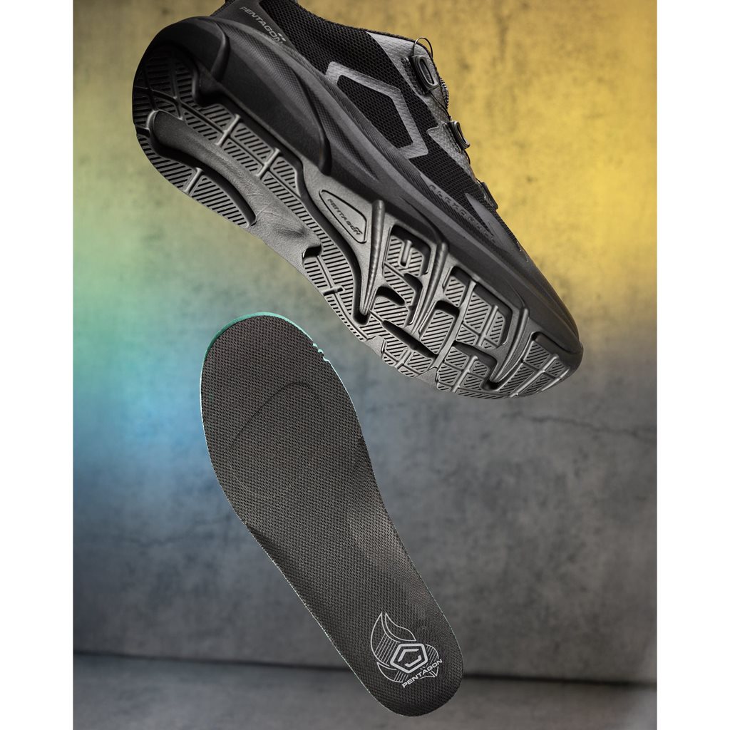 Boty INVICTUS FIELD TRAINERS FITGO® EDITION ČERNÉ vel. 45